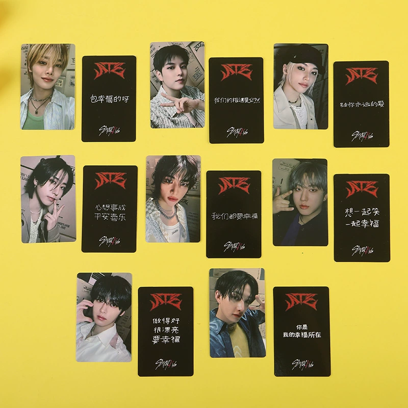 Картка малого размера (STRAY KIDS) ATE World Tour Seoul Collection, 5.4×8.6 см, коллекционные варианты
