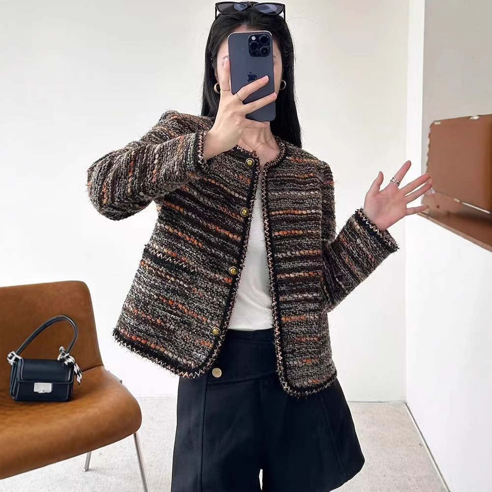 French-Style Spring and Autumn New Tweed Elegant Age-Reducing Short Jacket for Petite Figures, High-End Slimming Versatile Top