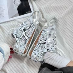 四葉草限定定款通気網面ゴム底阿甘靴女夏百季はレジャー運動ランニング靴の女性靴に乗ります。