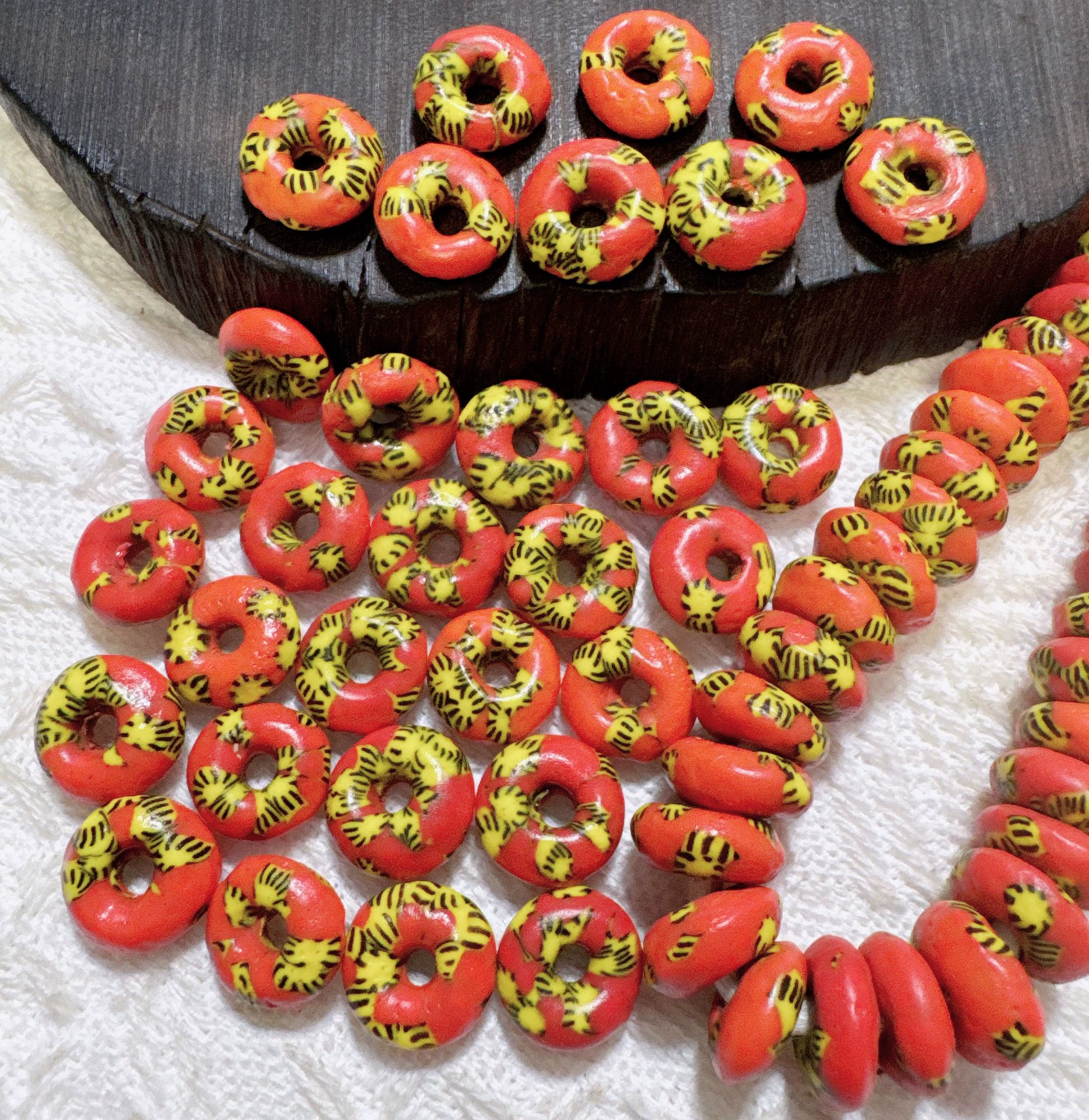 Африканские стеклянные бусины-разделители, пончики, аксессуары «сделай сам», свободные бусины с бусинами, африканские расписные торговые бусины, красочные пончики