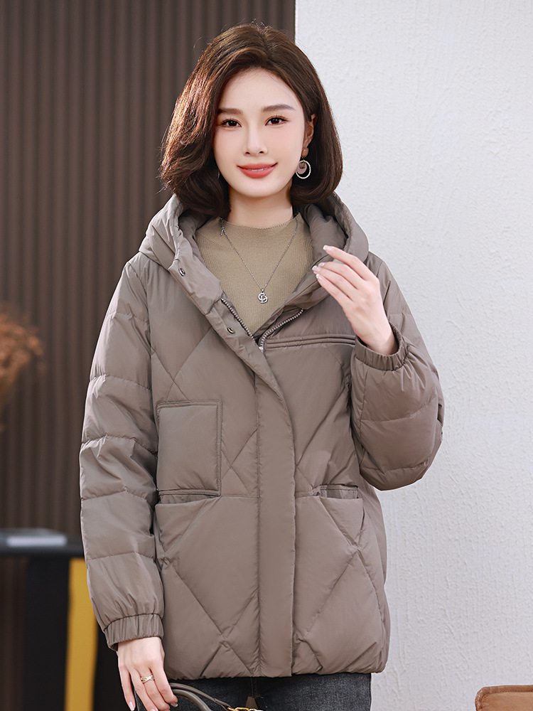 Casual plus size Hooded White Duck Down Jacket 2024 Winter New Thickened and Fat Middle-aged Fashion Down Jacket