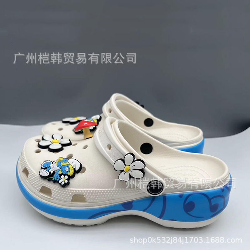 Cross Cloud Transfer / Smurfs / Winnie the Pooh Hole Shoes Mujeres Tacones Mejores Zapatos de playa al aire libre