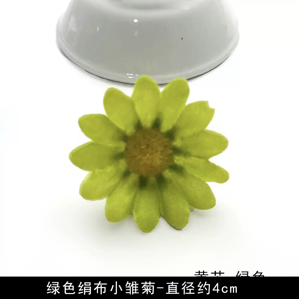 Simulación verde flor al por mayor flor falsa hecha a mano material pinza de flores accesorios de tocado de flor pequeña decoración del salón de bodas