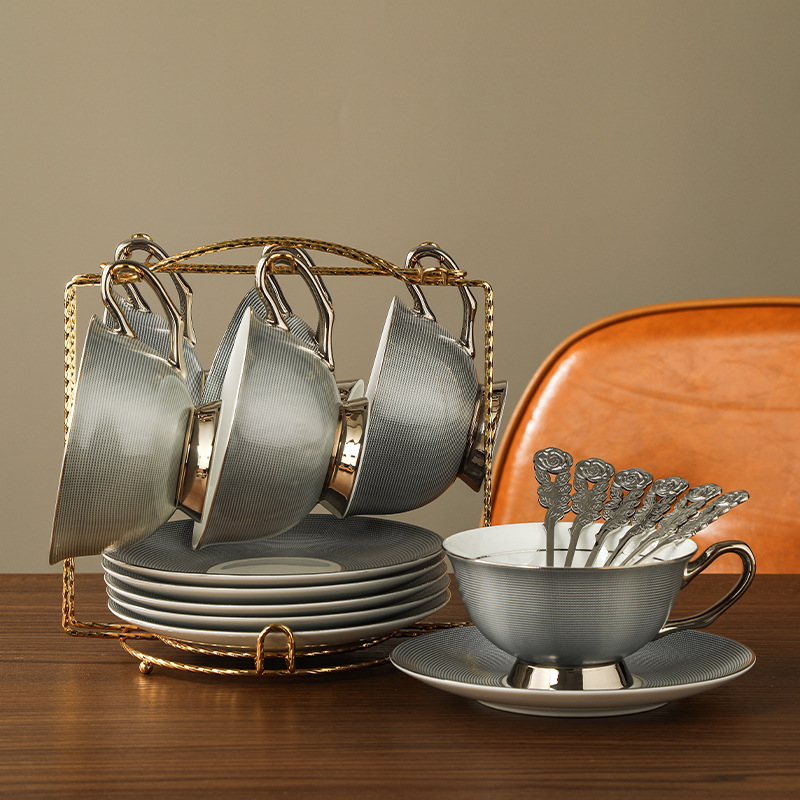 Tazas y platillos de café de porcelana china de alta gama, lujo ligero, té de la tarde de alto valor, tazas de pareja, cajas de regalo exquisitas, tazas de cerámica de lujo