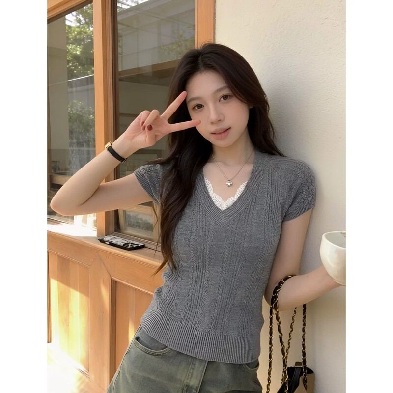 Gray Lace V-Neck Design Top for Women, 2026 Summer New Style, Slim Fit, Slimming Knit Short-Sleeve T-Shirt Gray Lace V-Neck Design Top for Women, 2026 Summer New Style, Slim Fit, Slimming Knit Short-Sleeve T-Shirt