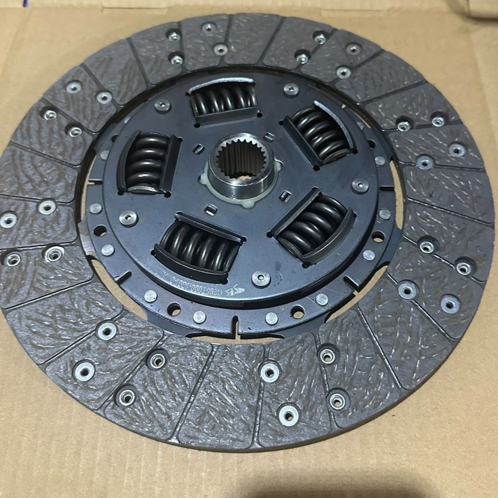 Wear-resistant, flame-retardant clutch plates for each vehicle model, three-piece set with pressure plate. Contact customer service before ordering 321