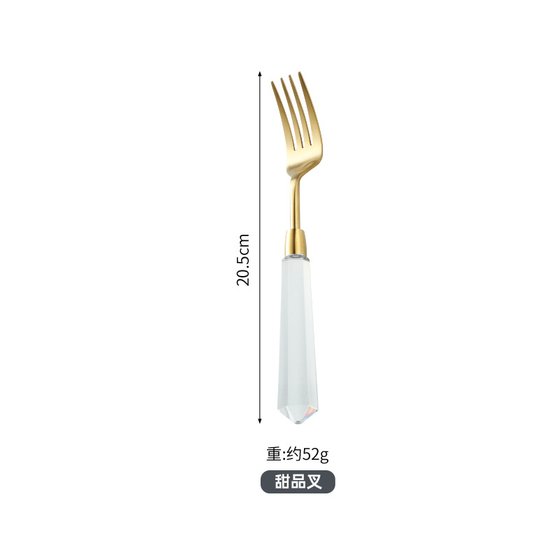 황금 디저트 포크