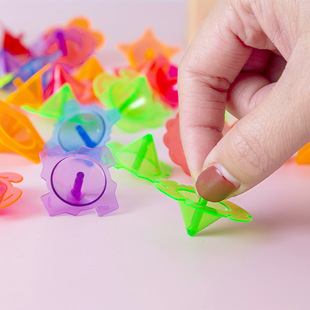Mini Transparent Plastic Small Spinning Top Toy Children's Nostalgic Creative Small Spinning Top Kindergarten Small Gifts Wholesale