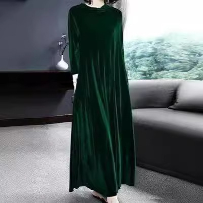 Golden Velvet dress Noble Western Style Long Sleeve 2024 Spring and Autumn New Pile Collar Slim Belly Covering Elegant Mid-length Dress