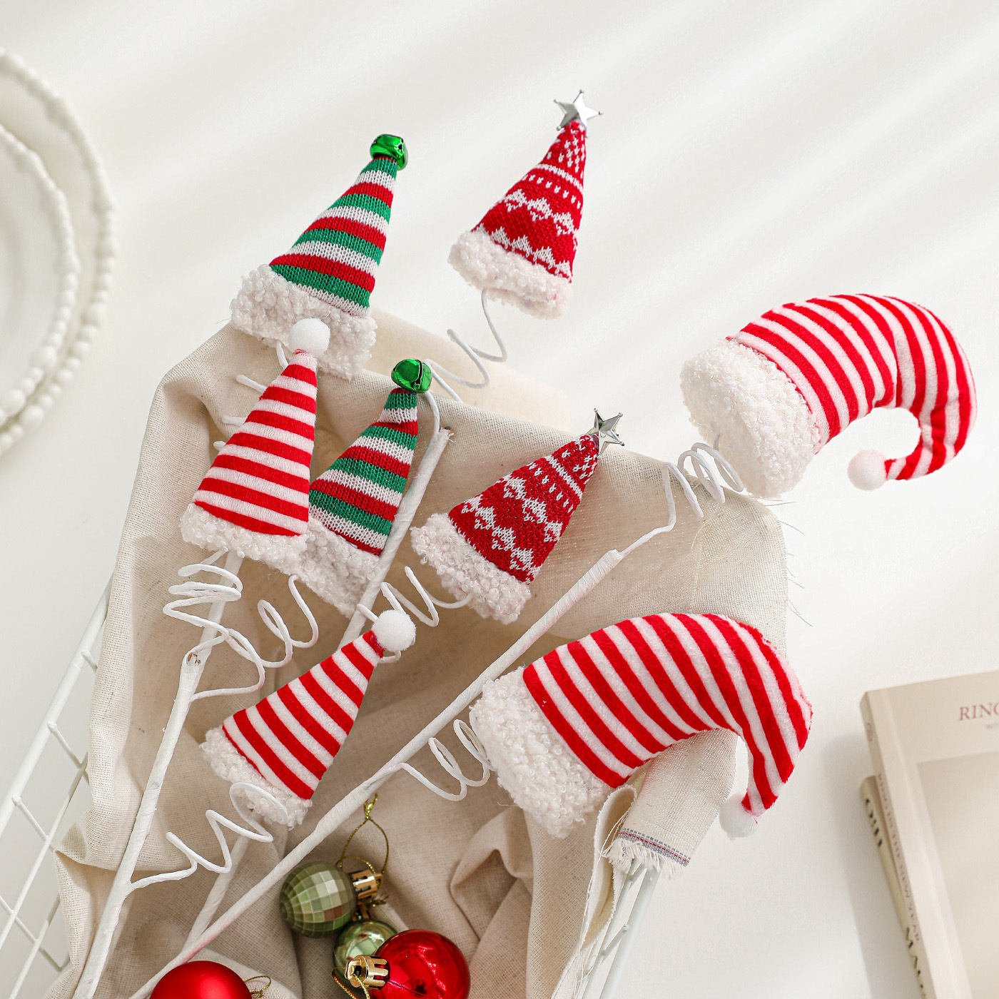 Navidad transfronteriza gancho botas sombreros juguetes de peluche primavera bobinado muñecas de plástico decoración de fiesta de Navidad