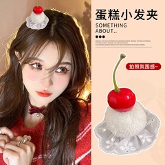 赤い誕生日チェリーぬいぐるみ小さなヘアピン女性の前髪クリップかわいいクリスマス帽子カモノハシクリップヘアピンヘアアクセサリー