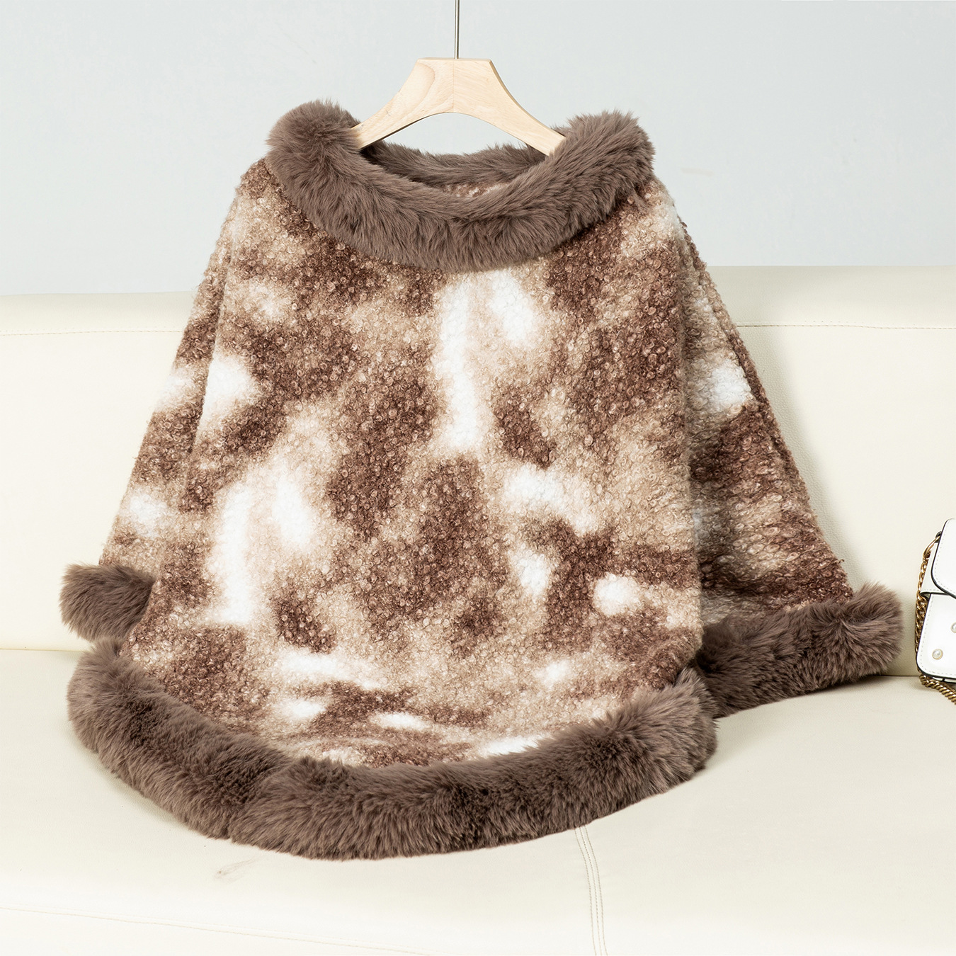 Ensemble col en fourrure tête couleur imprimé léopard tricot cape femme automne-hiver vintage pull ample châle_voghion.com