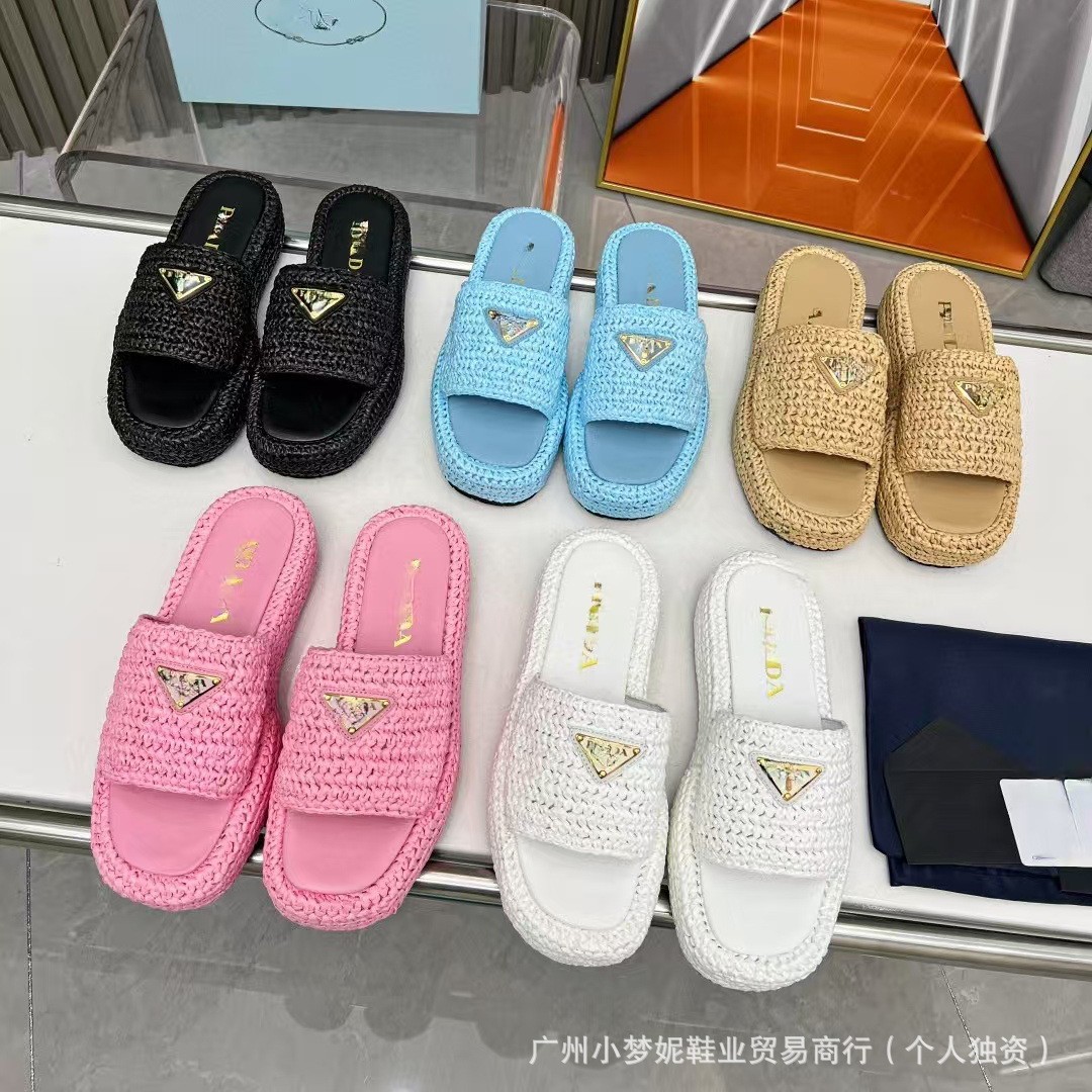 2024 Summer New Thick Bottom Woven Slides Straw Woven Platform Bottom Height Increased Casual Leather Women's Sandals