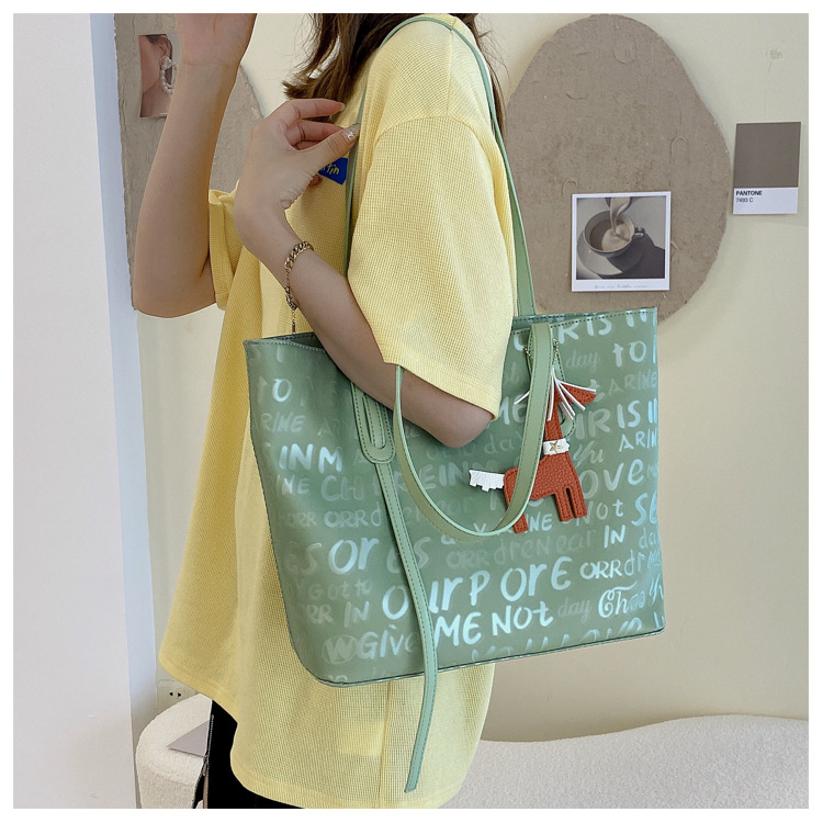 Wholesale Retro Letter Graffiti Large Capacity Shoulder Tote Bag Nihaojewelry display picture 86