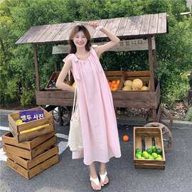 粉色甜美无袖背心裙女中长款2026夏新款法式宽松减龄度假风连衣裙
