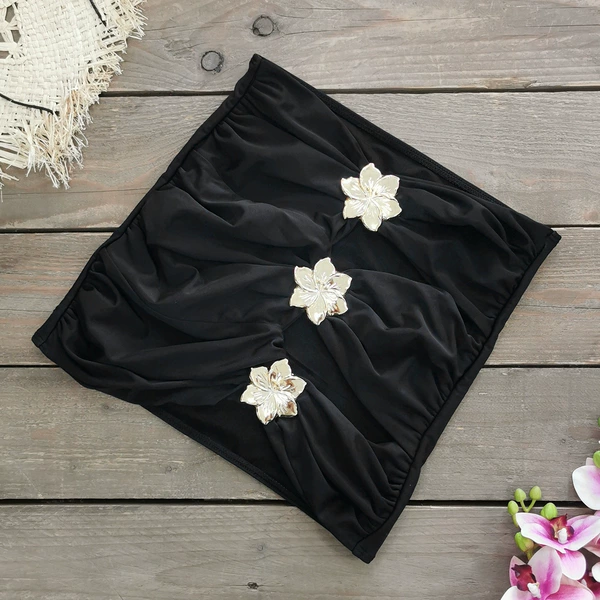 Black skirt