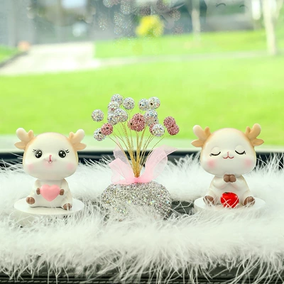 Ornaments on the Center Console — Car ornaments - peace-have-you-gypsophila-feather-pad