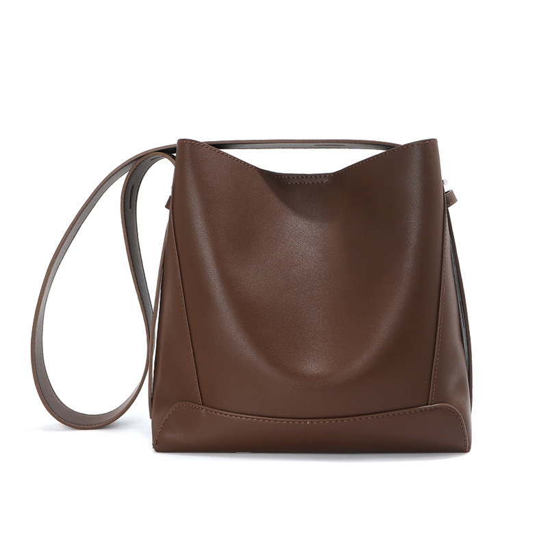 Large Capacity Women's Shoulder Bag Versatile Large Genuine Leather Crossbody Underarm Bag Premium Cowhide Commuter Bucket Bag - Thumbnail 7