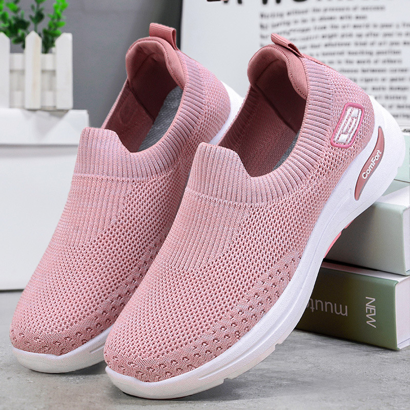Women's Summer New Style Cloth Shoes, Fly-Knit Sock Shoes, Soft Sole, Non-Smelly, Gift Sneakers, Mesh Shoes, Casual Mom Shoes