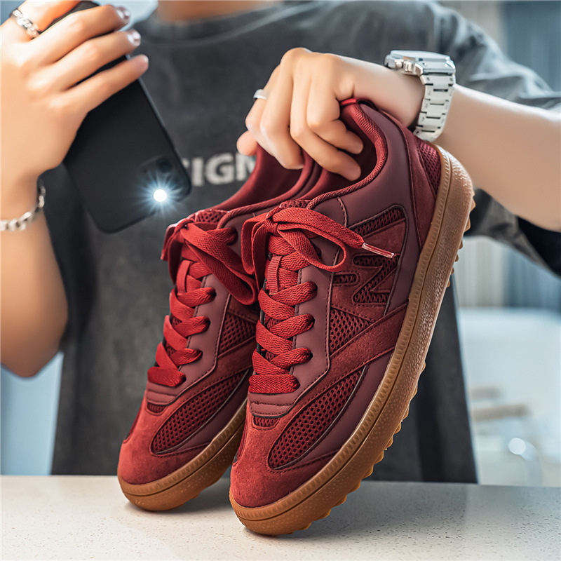2026 New Low-Top Mesh Casual Men's Shoes Versatile Niche Trendy Sports Flat Sneakers Men's 2026 New Low-Top Mesh Casual Men's Shoes Versatile Niche Trendy Sports Flat Sneakers Men's