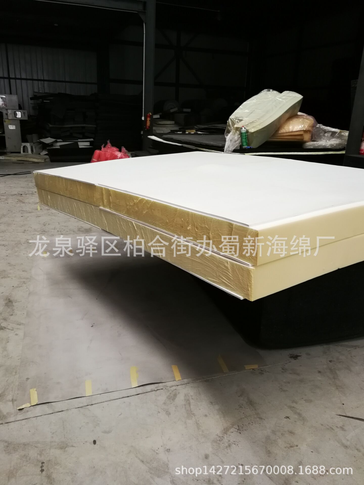 厂家供应帆布套逃生垫运动高密度攀岩垫高密度海绵垫/高密度海绵