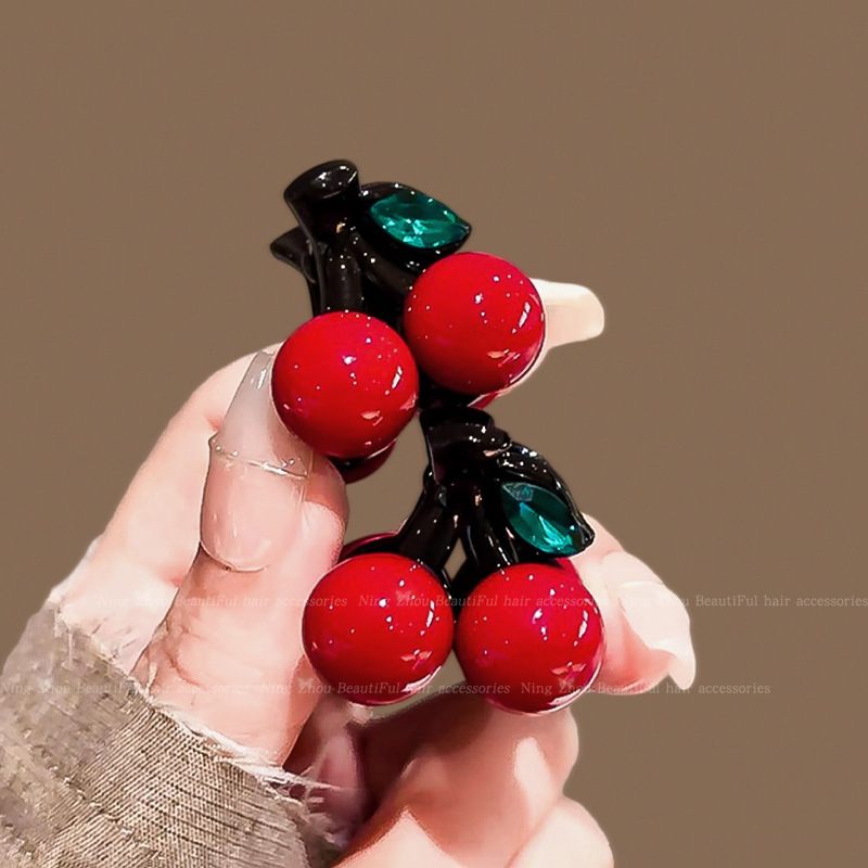 11#Cherry mini hair clips - set of 2