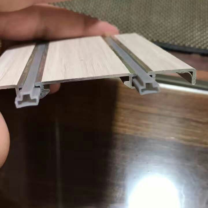 衣柜移门下轨道硅胶防尘条防尘胶条 电话15010365277