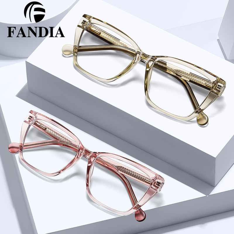 82267 ventas directas de fábrica nuevo marco de gafas de hoja TR90 miopía gafas de moda de alta gama marco de moda para mujer