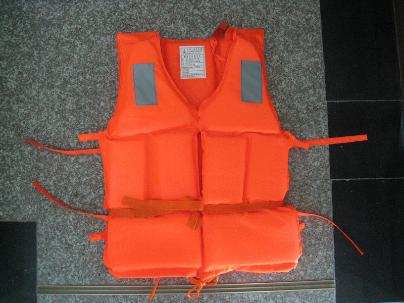 智贝主图_2厂家批发定制牛津布成人加厚救生衣船用防灾漂流游