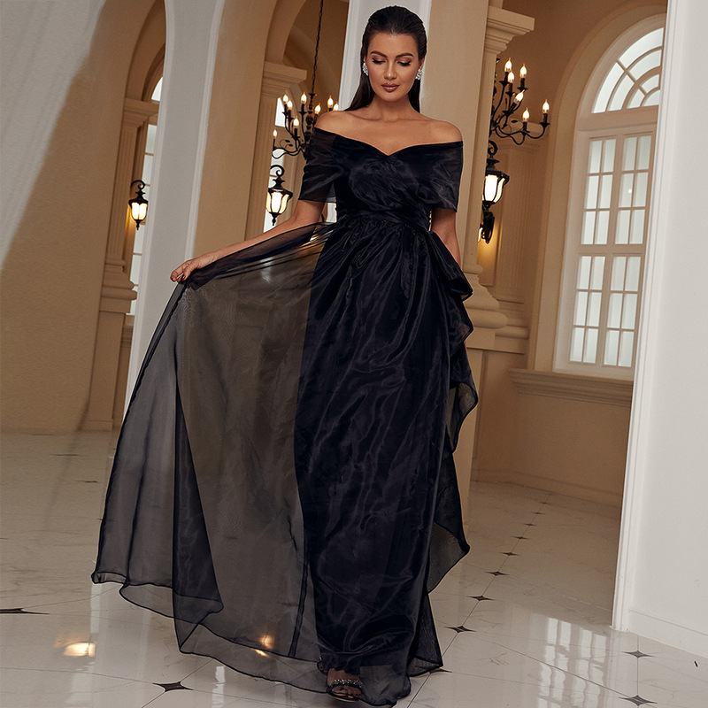 Comercio exterior transfronterizo europeo y americano adulto negro fuera del cuello de corte bajo costura de malla princesa temperamento vestido de noche de alta gama para mujeres