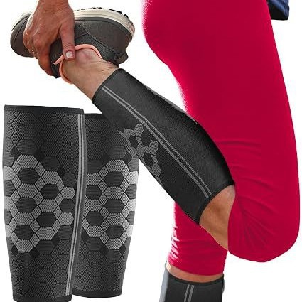 Sports thigh support band, muscle strain protection sleeve, suitable for running, basketball, and soccer, professional protective gear, fitness compression sleeve