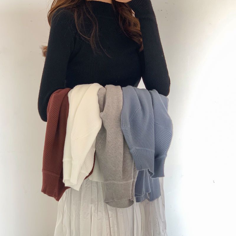 B8B189604C43C969AC122F03BF43BF