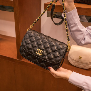 С���L���朗l���͹�������Ƥ�μ�Ů���]�����ɫ��Ƥб�����