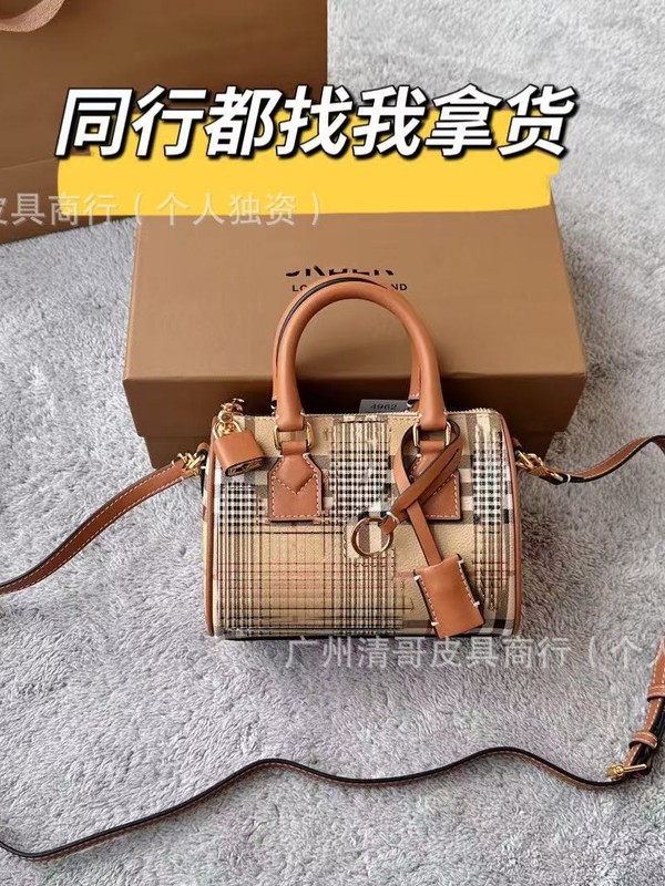 巴家经典老花格纹枕头包牛皮波士顿保龄球包 单肩手提斜挎包|undefined