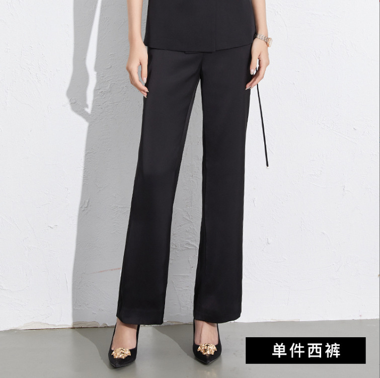 Black trousers