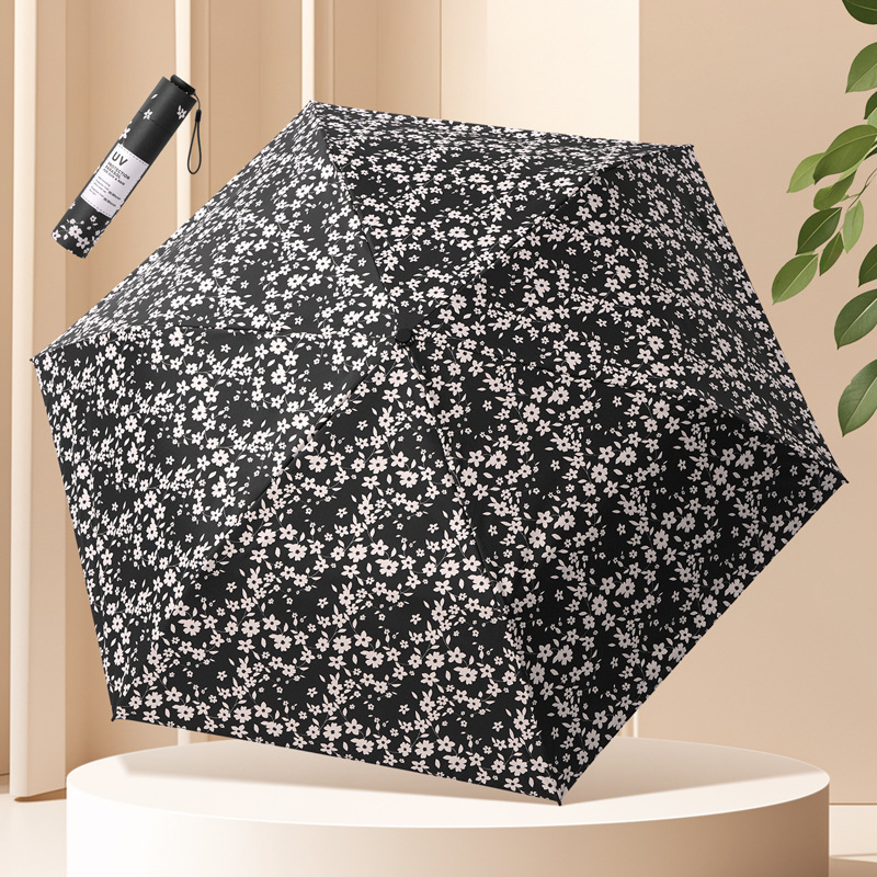 三つ折り超軽量傘日焼け止め紫外線防止傘黒ゴム傘携帯折り畳み晴れ傘両用日傘女