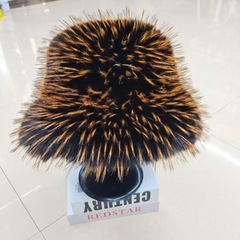毛绒渔夫帽2025新款跨境仿狐狸毛保暖时尚蒙古帽显脸大毛毛渔夫帽