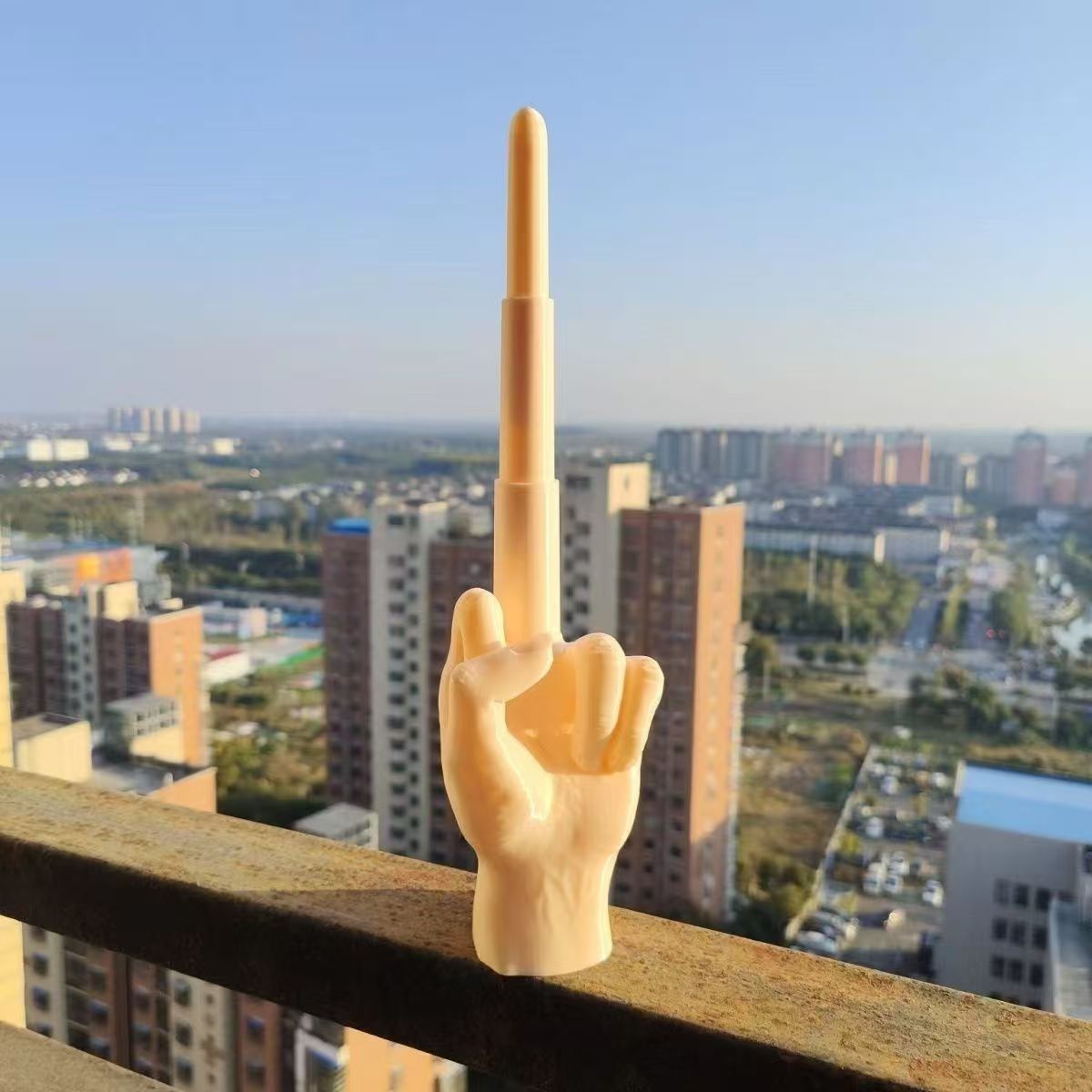 创意搞怪搞笑鄙视重力伸缩一阳整蛊指竖中指友好手势伸缩剑玩具-阿里巴巴
