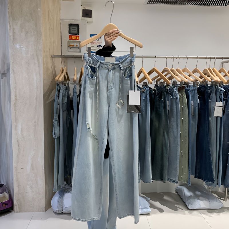 150kg Extra Large Size Ripped Straight-Leg Jeans, New Summer Style, Loose Fit, Slimming for Plus-Size Women, Thin High-Waisted Wide-Leg Pants 150kg Extra Large Size Ripped Straight-Leg Jeans, New Summer Style, Loose Fit, Slimming for Plus-Size Women, Thin High-Waisted Wide-Leg Pants