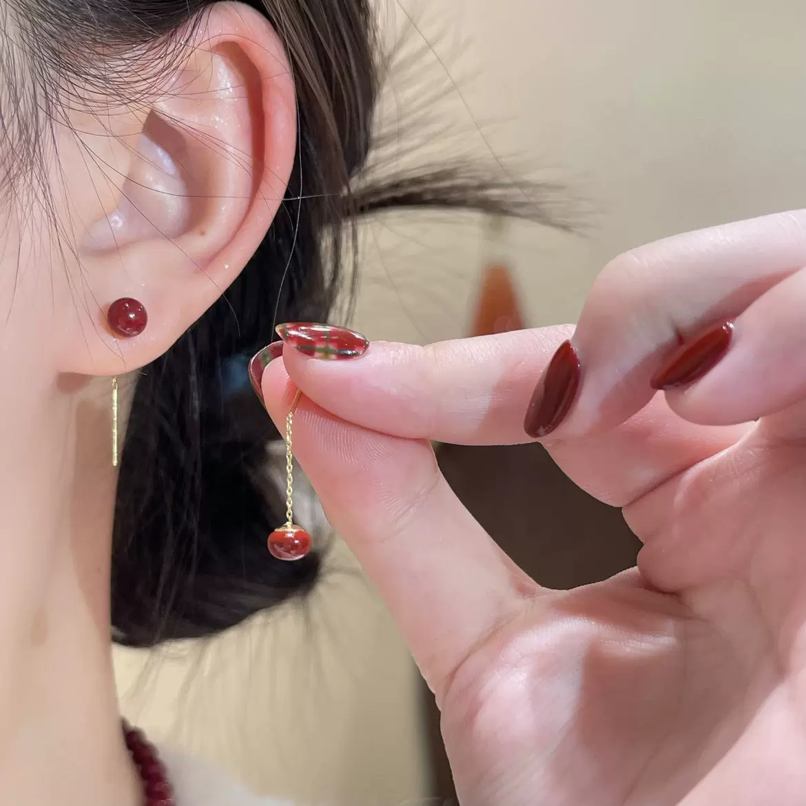 新年红色珍珠耳线气质简约高级感S925银针耳环小众轻奢百搭耳饰女