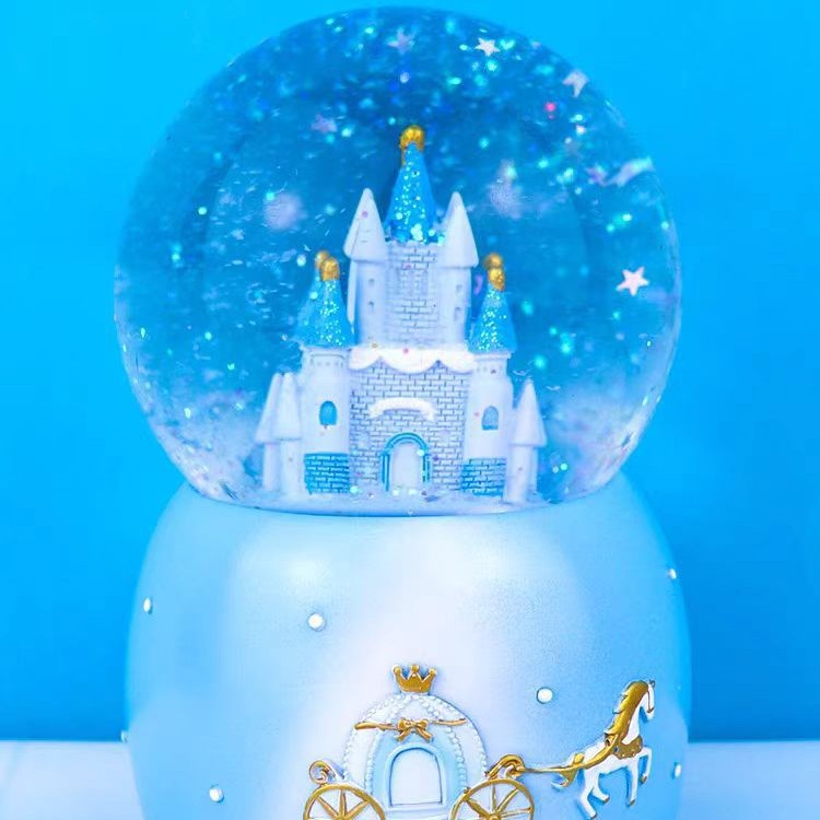 Venta directa de fábrica bola de cristal música caja de música para enviar compañeros de clase niña niña niña regalo de cumpleaños niña princesa día del niño