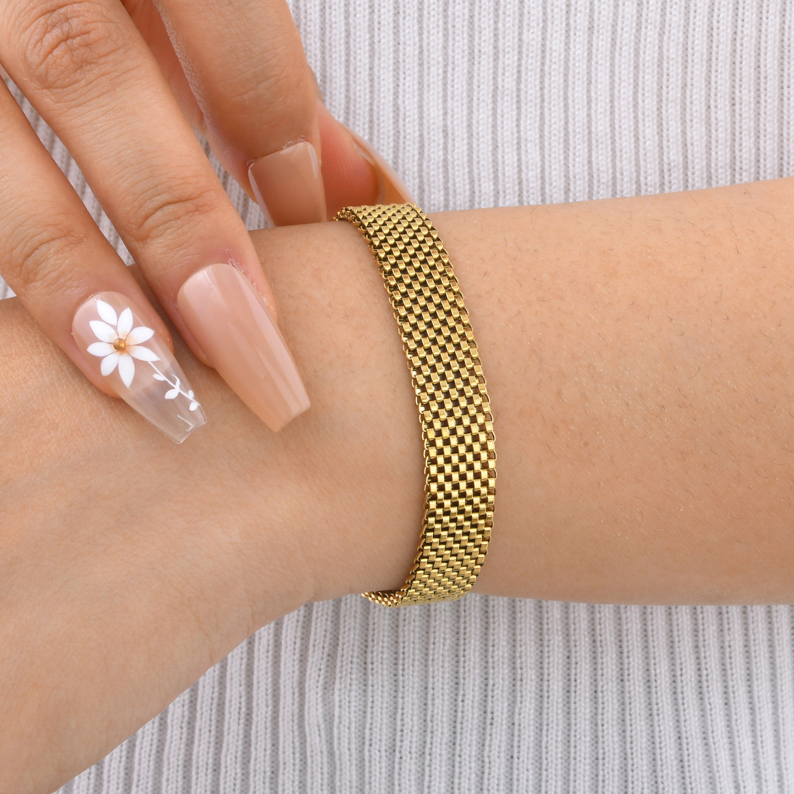 Wide Mesh Watch Strap Jewelry Stainless Steel Gold Bracelet For Women Water-resistant Accessory_voghion.com