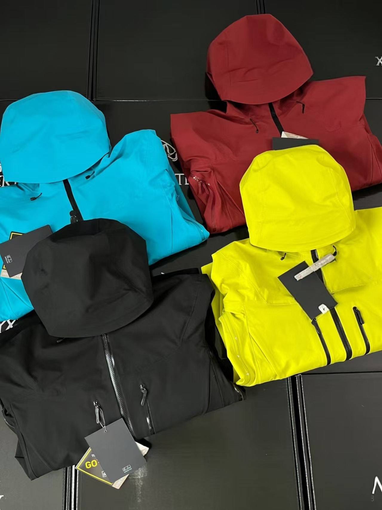 Comercio exterior de alta gama selección sv7 generación al aire libre transpirable hombre y mujer con capuchón logotipo de ropa de asalto impermeable