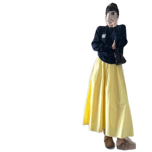 Women's Spring and Autumn Yellow A-line Long Skirt with High Waist, Slimming, Flowy Umbrella Skirt with Large Hem