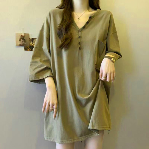 Korean-style oversized simple solid color V-neck t-shirt for women, large size, 300 pounds summer casual versatile long-sleeved top