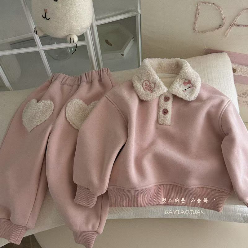 2026 Late Autumn and Winter New Girls' Clothing Pink Heart-Shaped Fleece Two-Piece Set Winter Sweatshirt Stylish Casual Outfit