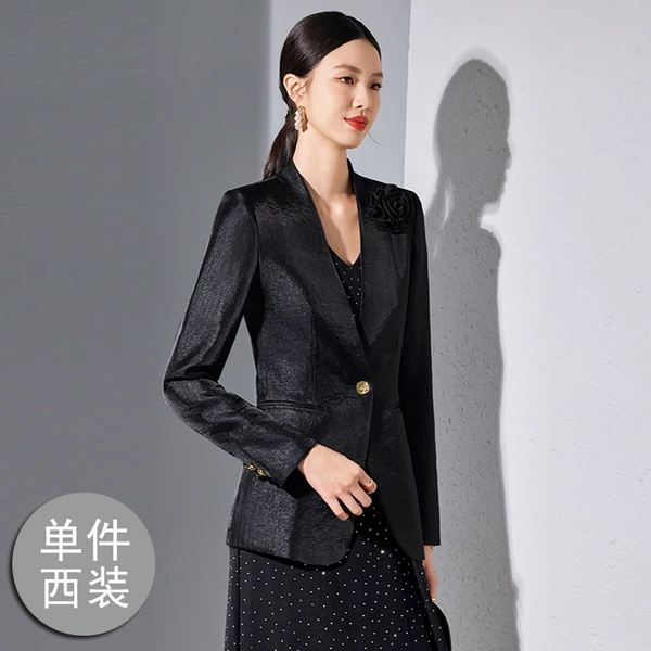 Black long-sleeve, classic suit jacket