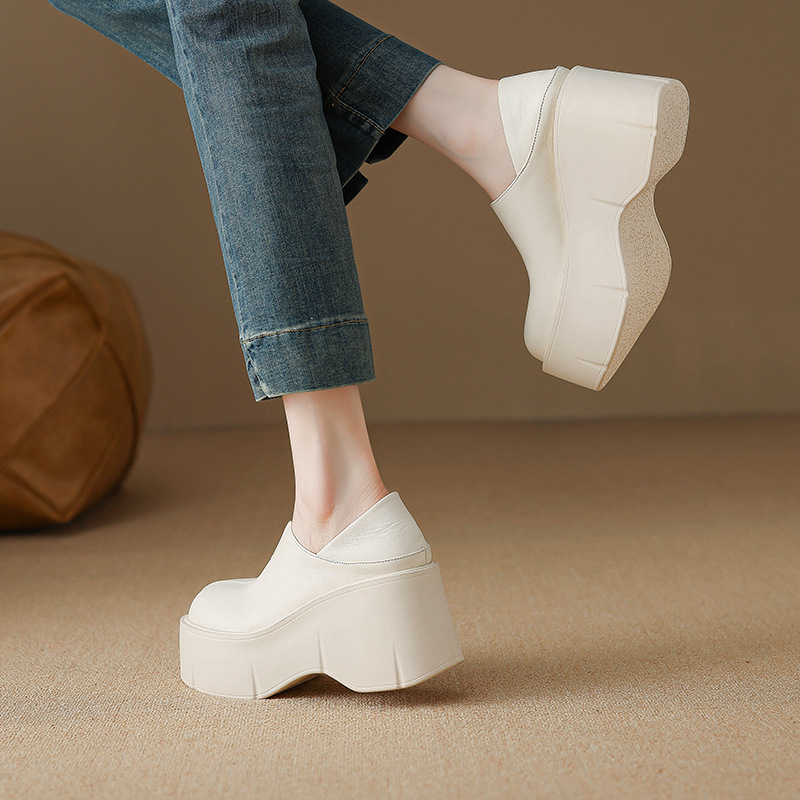 Giày loafer nữ đế xuồng platform da bò cao cấp gót 9 cm — màu đen, màu trắng ngà