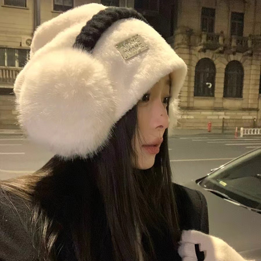 財閥の千金の白いウサギの毛の耳に似せて、毛の耳をかぶせて、保温して、耳を保護します。