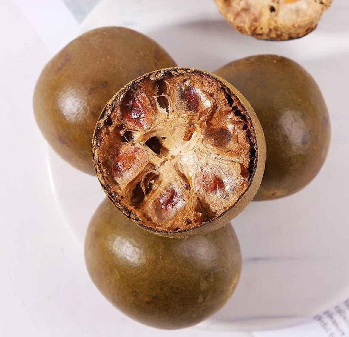 Dried Luo Han Guo Monk Fruit Large Grade Guangxi Guilin Specialty Herbal Tea 30 Pieces 60-63mm in use